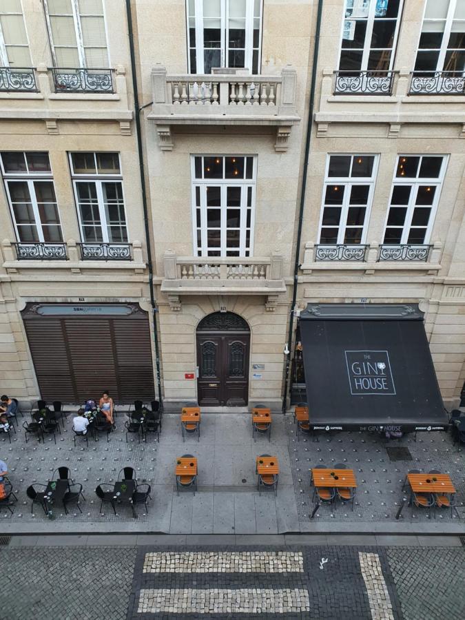 & Charming Clerigos Appartments *